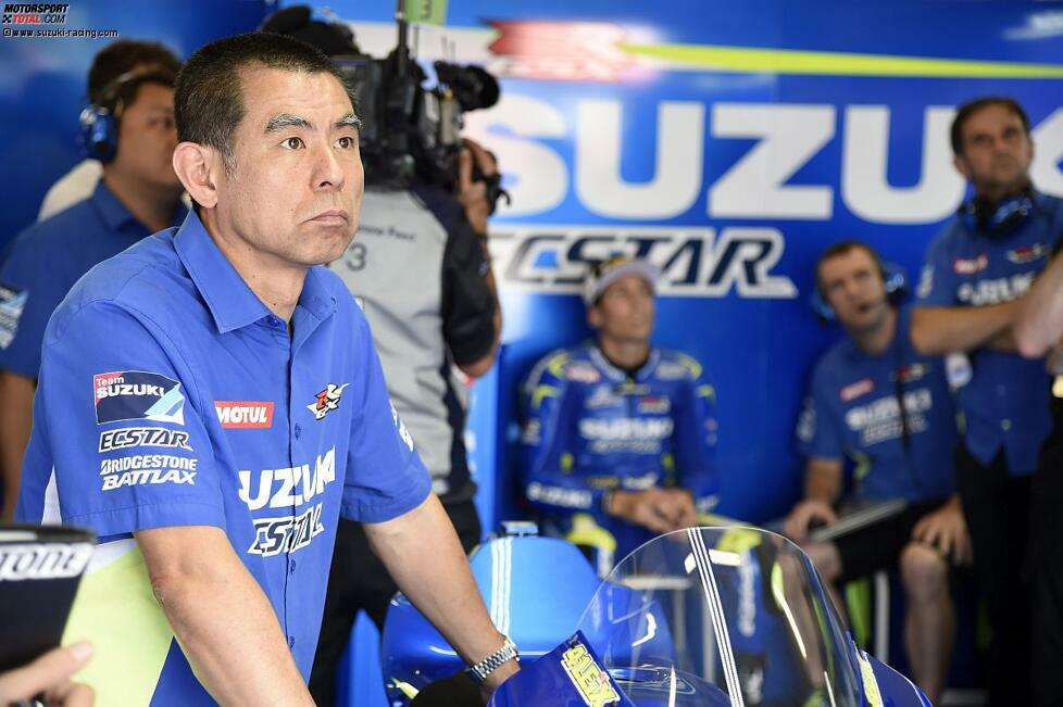 Es zeigt sich, dass die Fahrer vor allem in den Rennen Mühe haben, sich in den Top 10 zu behaupten. Neue Entwicklungen lassen auf sich warten. Im Bild ist Teamdirektor Satoru Terada zu sehen, der das MotoGP-Projekt leitet.