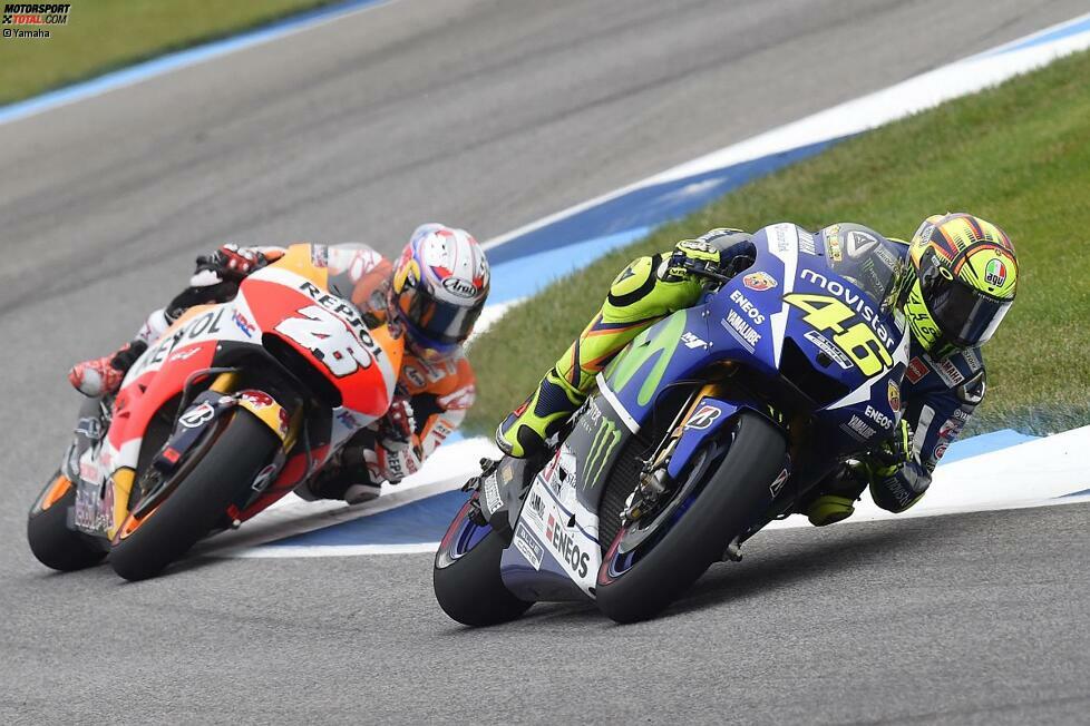 Im Duell um Platz drei setzt sich Valentino Rossi mit einem Überholmanöver in der letzten Runde durch und erobert den wichtigen Podestplatz. Dani Pedrosa steht als Vierter mit leeren Händen da.