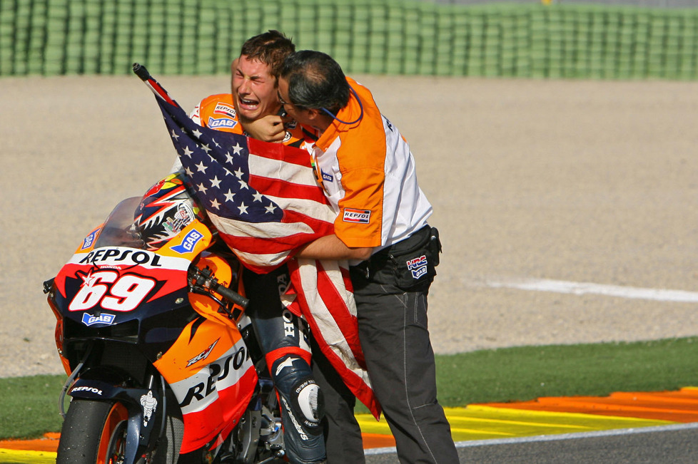 Nicky Hayden wird MotoGP-Weltmeister mit Honda, erlebt harte Zeiten bei Ducati, und wechselt in die Superbike-WM - Die Karriere von 