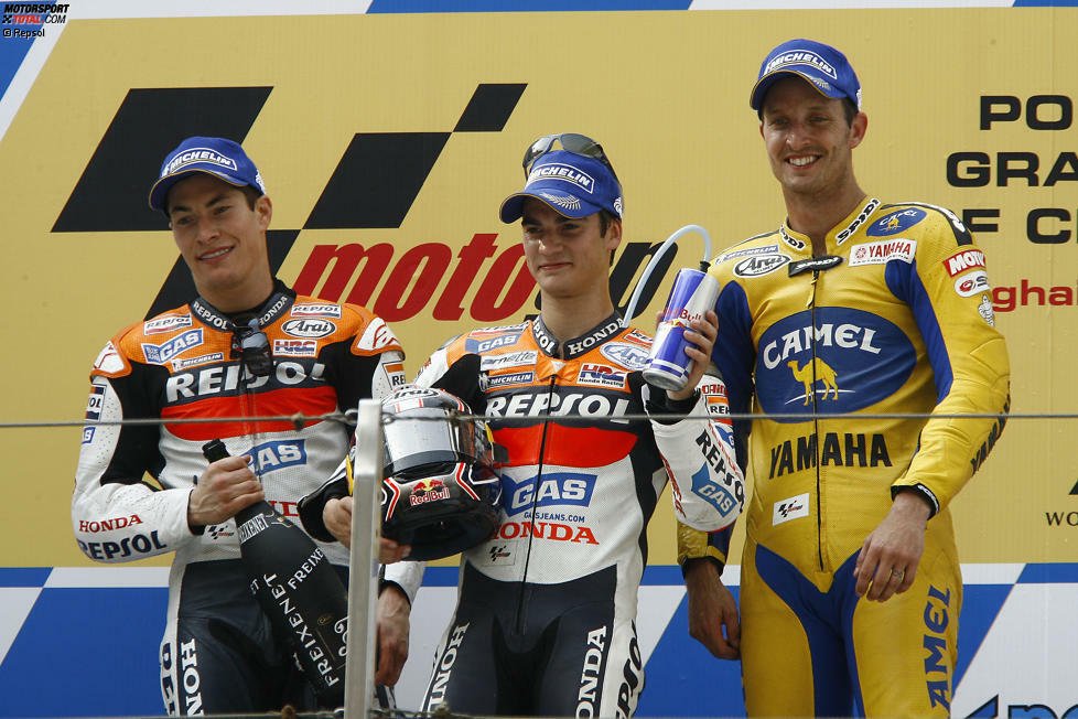 China 2006: Dani Pedrosa gewinnt sein erstes MotoGP-Rennen. Er wird die Debüt-Saison als WM-Fünfter beenden. Kritik gibt es in Estoril, als er seinen Teamkollegen Nicky Hayden aus dem Rennen nimmt. Hayden wird am Ende doch noch Weltmeister.