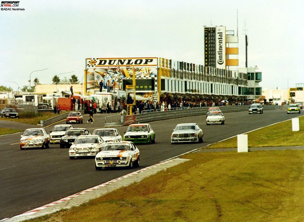 1985: Felder/Hammelmann/Walterscheid-Müller - BMW 635 (Bild vom Rennstart)