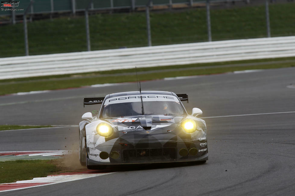 Abu Dhabi-Proton Porsche 911 RSR #88: Christian Ried (DEU), Khaled Al-Qubaisi (VAE), Klaus Bachler (AUT)