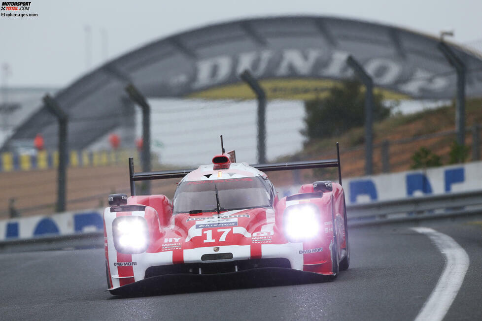 Porsche 919 Hybrid #17: Timo Bernhard (DEU), Mark Webber (AUS), Brendon Hartley (NZL)