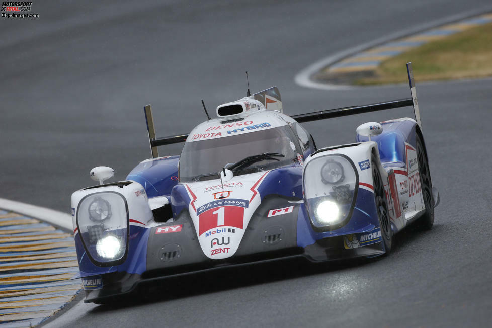 Toyota TS040 Hybrid #1: Anthony Davidson (GBR), Sebastien Buemi (SUI), Kazuki Nakajima (JPN)