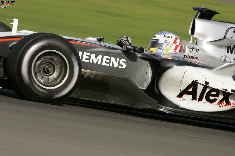 Schrecksekunden: 2005 übersteht er in Le Castellet den schwersten Unfall seiner Karriere, als beim McLaren ein Michelin-Reifen platzt. Wurz donnert mit 300 km/h in die Leitplanken und sorgt für einen Rekord: Bei keinem Formel-1-Crash, den der Fahrer unverletzt überstand, war die Einschlag-Geschwindigkeit so hoch. Im selben Jahr hat das Warten auf ein Renn-Comeback...