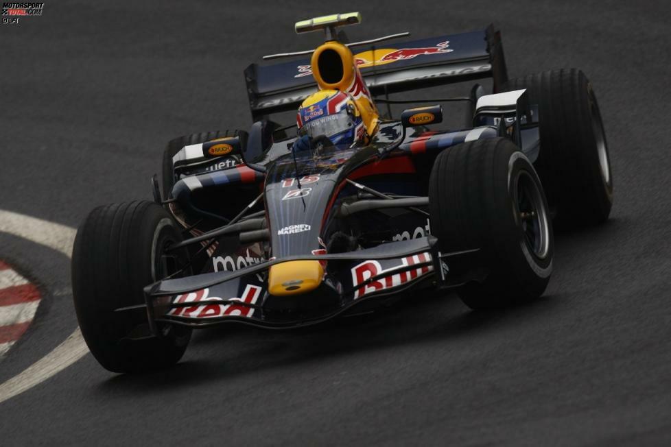 #5 Mark Webber (Red Bull): Sebastian Vettel holte mit Red Bull zwar vier WM-Titel, Rekordpilot der Bullen ist allerdings sein einstiger Intimfeind Mark Webber. Der Australier fuhr sogar ein Jahr länger als Vettel für Red Bull, den Fahrertitel gewann er zwischen 2007 und 2013 allerdings nie. Anschließend hatte Webber genug von der Formel 1, er beendete seine Karriere in der Königsklasse und sucht sein Glück seitdem in der WEC.