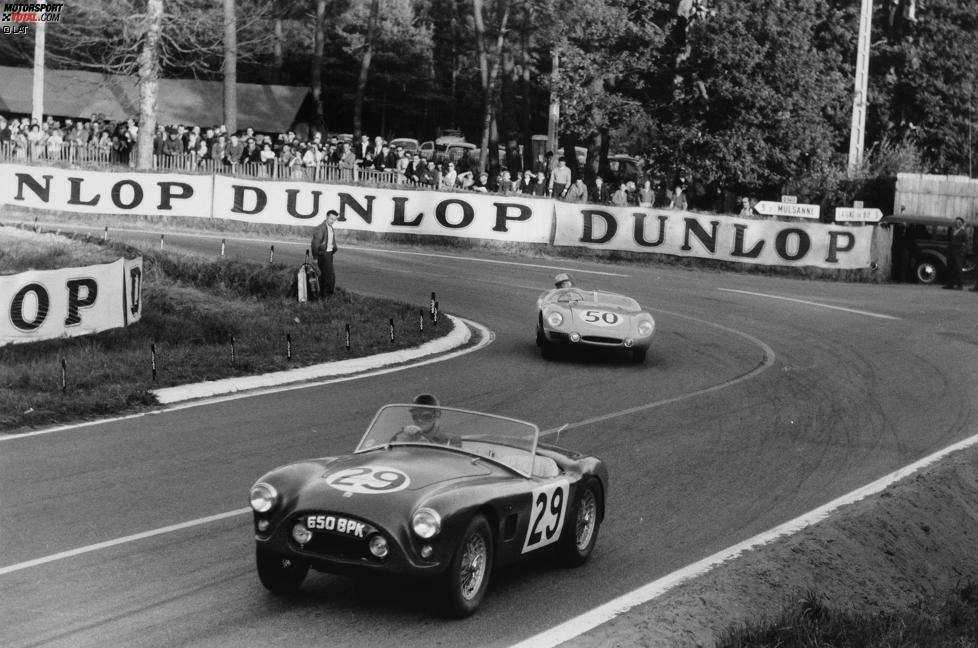 1959 der erste große Erfolg: Ted Whiteaway und John Turner (Rudds Racing) feierten in der Klasse bis zwei Liter Hubraum den Sieg. Man profitierte dabei allerdings vom Pech der Gegner. Kein einziger der zahlreichen Porsche 718 RSK erreichte das Ziel.