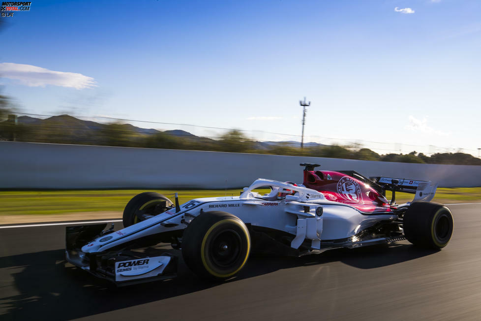 2018: Alfa Romeo kehrt als Namenssponsor der Sauber-Mannschaft zurück und wird darüber hinaus Technologiepartner der Schweizer. Mit dem frischen Geld kommt das Sauber-Team aus dem sportlichen Keller.

Beste Platzierung: 6.