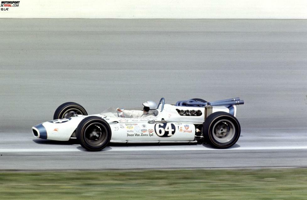 Allein in den 1960er-Jahren krönt sich Mario Andretti dreimal - 1965, 1966 (Foto) und 1969 - zum IndyCar-Champion. Gleichzeitig ist er auf diversen anderen Motorsportbühnen erfolgreich. So gewinnt er ...