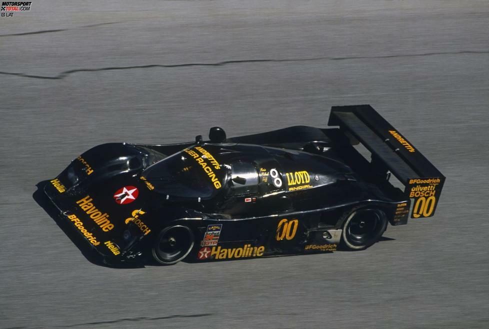 ... tritt auch Marios jüngster Sohn Jeff Andretti in Erscheindung. Bei den 24 Stunden von Daytona 1991 teilt er sich das Cockpit eines Porsche 962C mit Bruder Michael und Vater Mario. Mehr noch: In der CART-Serie treten zusammen mit John fortan vier Andrettis an.