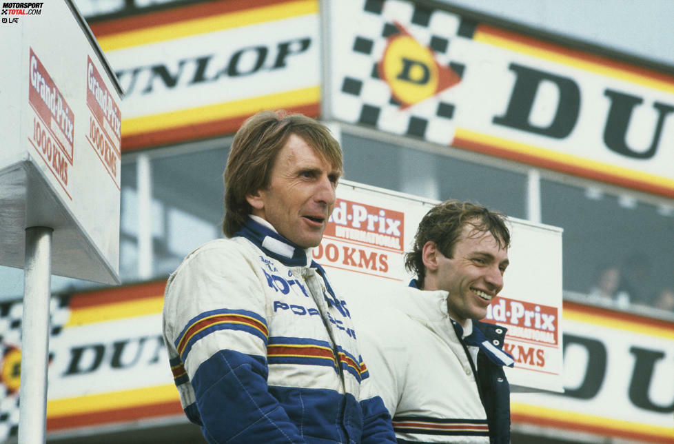 Der erfahrene Derek Bell darf zu jener Zeit dank des Speeds seines neuen Teamkollegen so manchen Erfolg feiern. In der Saison 1983 reicht es jedoch nicht zum Titelgewinn. Die Krone darf sich noch einmal Jacky Ickx aufsetzen, der sich schon im Jahr zuvor zum WM-Titel gefahren hatte. Aber Bellof setzt strahlende Glanzlichter - und was für welche!