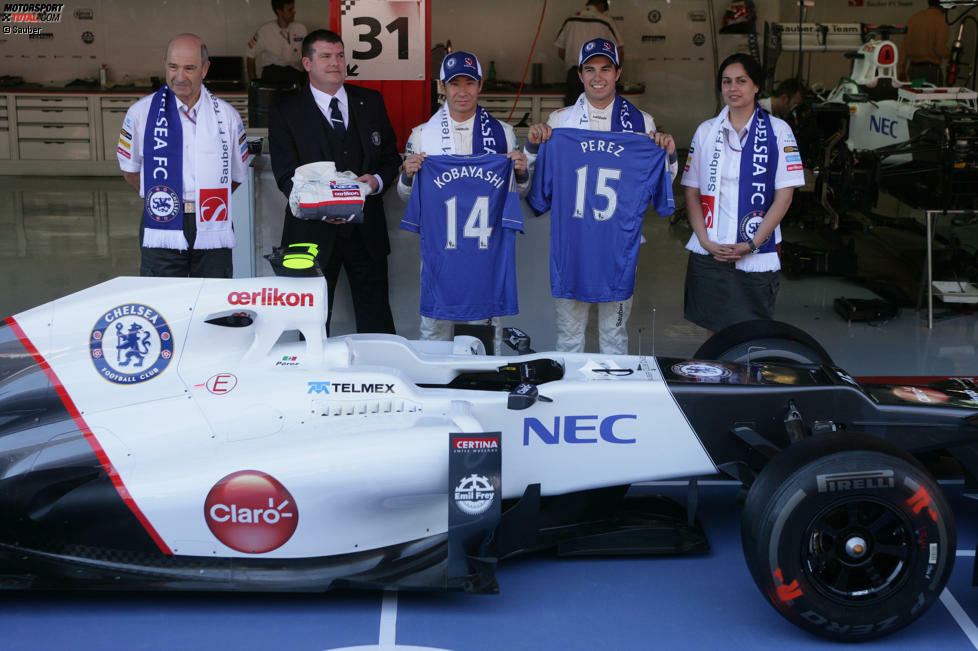 #10 Sauber & Chelsea FC: Ab 2012 waren das Schweizer Formel-1-Team und die Londoner Fußballmannschaft Partner. Die Idee hinter dem Deal war es, beiden Marken Präsenz außerhalb ihres Kernpublikums zu verschaffen und Know-how auszutauschen. Eigentümer des Chelsea FC war damals der russische Milliardär Roman Abramowitsch, den Bernie Ecclestone jahrelang vergeblich von einem Formel-1-Engagement überzeugen wollte.