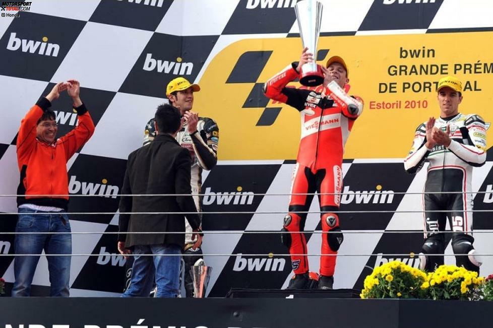 Trotzdem wagt der Deutsche 2010 mit dem Kiefer-Team den Sprung in die neue Moto2. Auf seiner Suter wird er nach anfänglichen Problemen im Laufe der Saison immer stärker und feiert beim vorletzten Rennen in Estoril seinen ersten Moto2-Sieg.