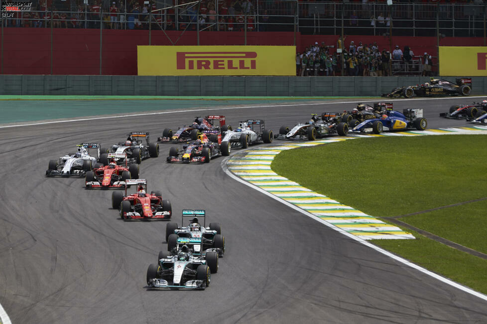 Der Finne, wegen eines streitbaren Überholmanövers unter roter Flagge im Freien Training vom vierten auf den siebten Startplatz zurückversetzt, überholt schon vor dem Senna-S Nico Hülkenberg (Force India) und Daniil Kwjat (Red Bull).