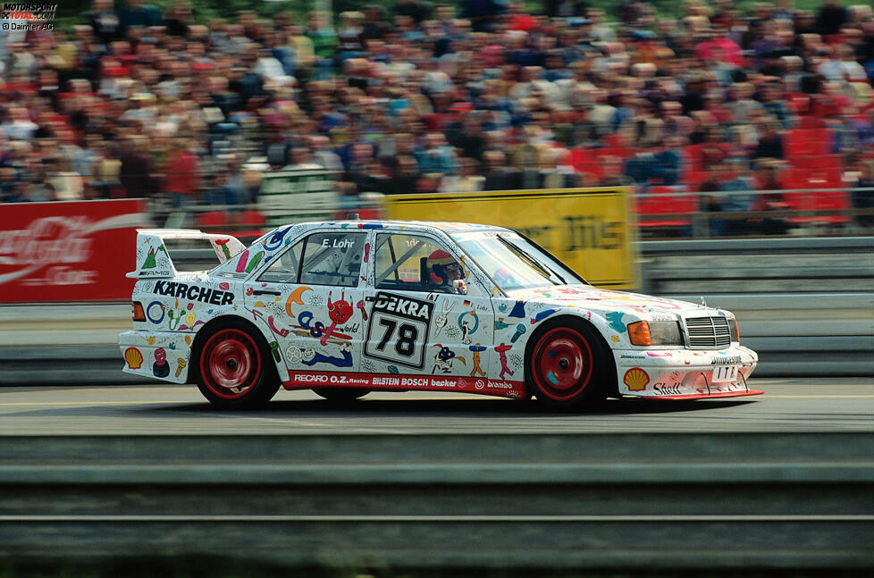 #1: Ellen Lohr (Mercedes) 1991 auf dem Norisring in Nürnberg - in ungewohnten Farben. Das farbenfrohe und formenreiche Andora-Design bringt ihr den ersten Platz in unserer Top-10-Galerie der DTM-Sonderdesigns!