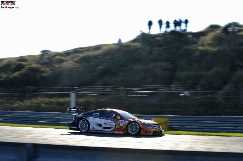 #7: Robert Wickens (Mercedes) fährt in Zandvoort 2013 mit einer großen Kreissäge am Auto. Damit rührt er die Werbetrommeln für die vom Sponsor veranstaltete Weltmeisterschaft mit diesem Gerät.