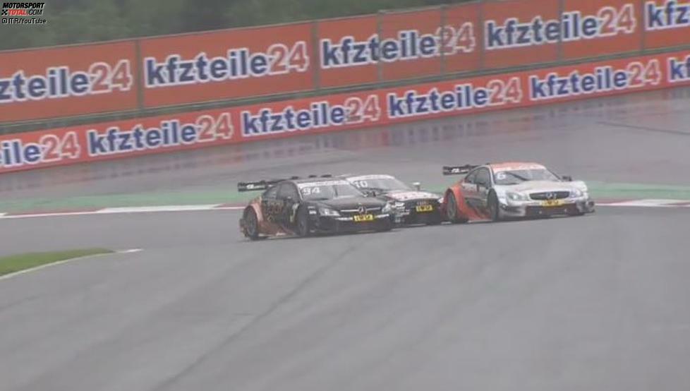 ...Wickens lockt Scheider vor der Spitzkehre geschickt in eine Falle, Wehrlein schnappt sich beide auf einen Schlag und macht so gleich zwei Positionen gut. Scheider wurde düpiert, aber...