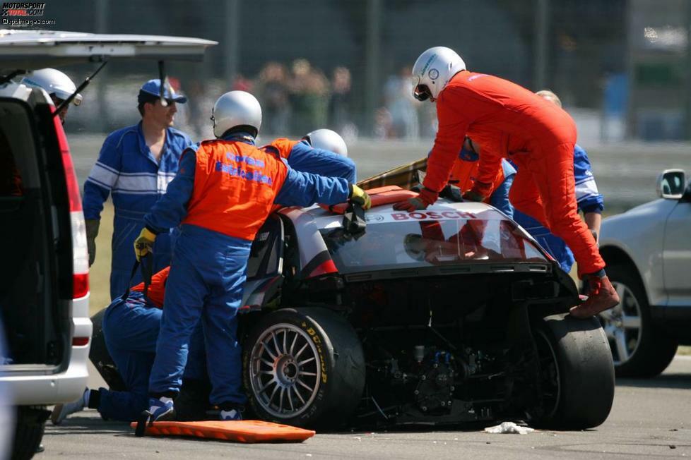 Hockenheim 2007: Tom Kristensen (Audi) wird nach dem Start in eine heftige Kollision verwickelt. Nach einem Dreher des Dänen war ein Konkurrent in sein seitlich zur Fahrbahn stehendes Auto hineingefahren. Kristensen wird verletzt, setzt aus und kehrt später im Jahr zurück.