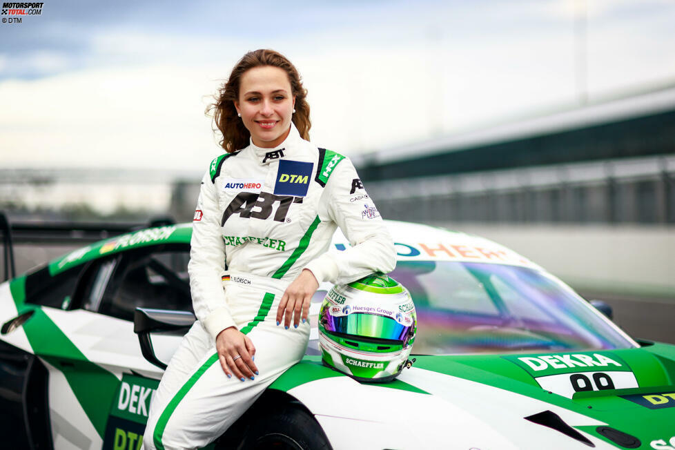 2021 beginnt mit dem GT3-Reglement eine neue Zeitrechnung - und endlich sind wieder zwei Frauen am Start: Sophia Flörsch steuert den Abt-Audi mit dem Space-Drive-System, während ...