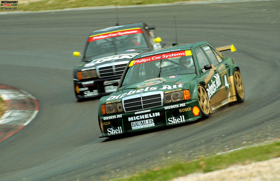 Jörg van Ommen (vorn) holt sich 1993 die letzte DTM-Poleposition auf der Nürburgring-Nordschleife. Seine Rundenzeit: 8:45.4 Minuten.