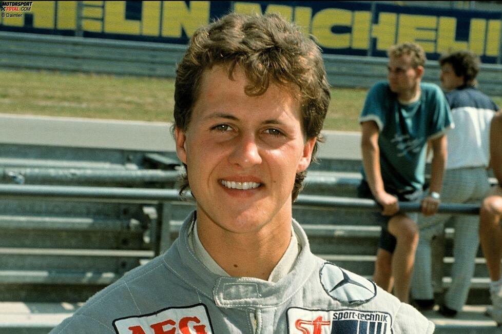 Der junge Michael Schumacher 1990 im Alter von 21 Jahren als Mercedes-Junior. Einen Teil seiner Ausbildung absolviert der spätere siebenmalige Formel-1-Weltmeister zu Beginn der 1990er-Jahre auch in der DTM...