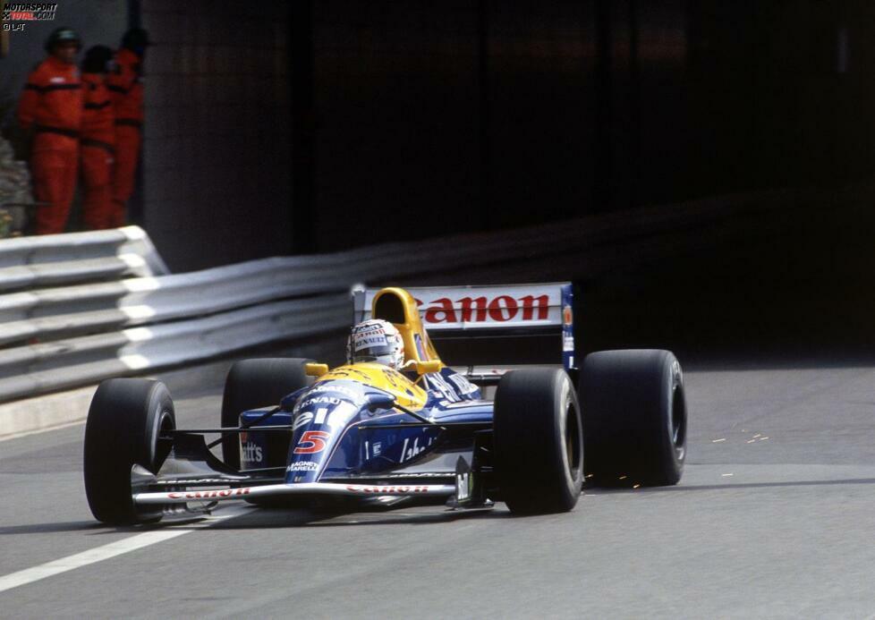 #4 Nigel Mansell 235 Runden (Brasilien, Spanien, San Marino und Monaco 1992): 20 Jahre vor Vettel legt Nigel Mansell (Williams) eine Serie an Führungsrunden hin, die 30 Umläufe länger hält. Zwar beginnt der Brite den Grand Prix von Brasilien in Sao Paulo von der Pole-Position, doch während der ersten 31 Runden sieht er nur das Heck seines von Position zwei gestarteten Teamkollegen Riccardo Patrese. In der 32. Runde übernimmt Mansell die Spitze und wird sie erst acht Wochen später wieder abgeben. Nach seinem Brasilien-Sieg dominiert der Brite den Grand Prix von Spanien in Barcelona und den Grand Prix von San Marino in Imola in Form von Start/Ziel-Siegen von der Pole-Position. Auch beim Grand Prix von Monaco in Monte Carlo startet Mansell von der Pole und steuert einem weiteren sicheren Sieg entgegen. Nach 70 der 78 Runden aber kommt er mit Verdacht auf einen Reifenschaden an die Box. Ayrton Senna (McLaren) lässt sich nicht zweimal bitten. Der Brasilianer geht vorbei, wehrt anschließend alle Mansell-Angriffe erfolgreich ab und feiert seinen ersten Saisonsieg.