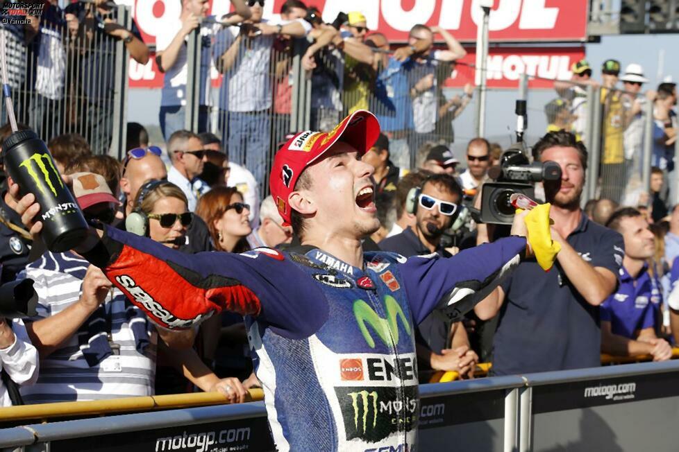 Weltmeister Jorge Lorenzo ist nach seinem Titelgewinn 2015 auf dem Höhepunkt seiner MotoGP-Karriere. Wer kann den Spanier in Diensten von Yamaha in der Saison 2016 stoppen?