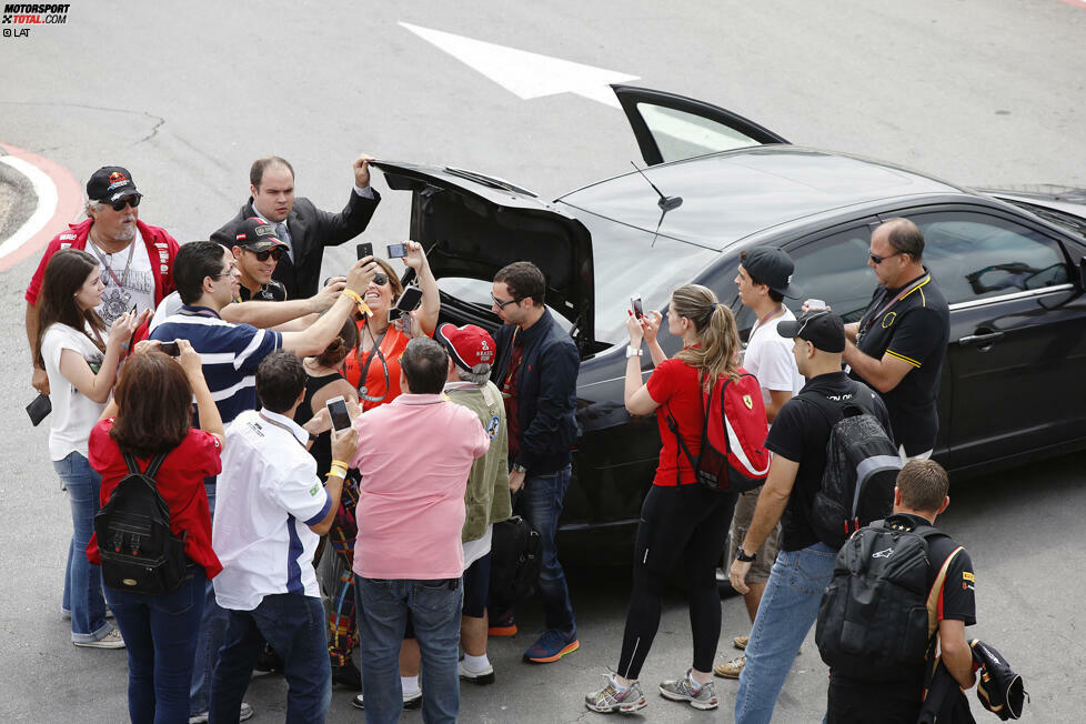 Pastor Maldonado (Lotus) beschreibt die Abstimmung des Autos als ewigen Kompromiss zwischen den Extremen: 
