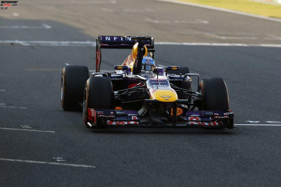 Schumachers Landsmann Sebastian Vettel liegt mit vier Siegen auf Platz zwei der Japan-Statistik. Er siegte 2009, 2010, 2012 und 2013 (Foto) jeweils mit Red Bull in Suzuka.