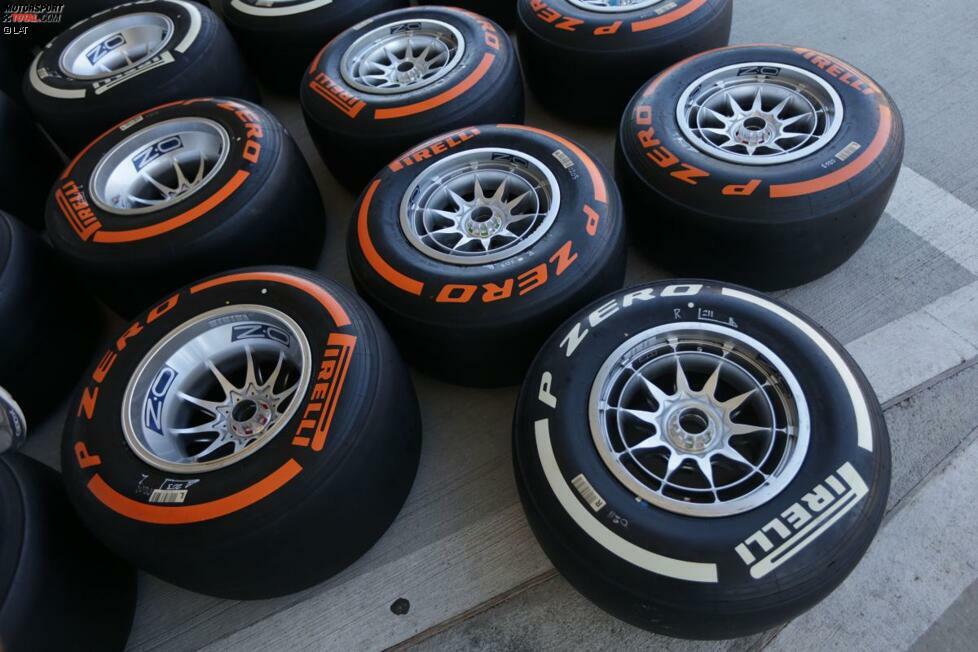 Um den Anforderungen der langgezogenen Kurven und zahlreichen Richtungswechsel in Suzuka gewachsen zu sein, bringt Reifenhersteller Pirelli wie schon im vergangenen Jahr die beiden härtesten Mischungen im Sortiment (Medium und Hard) nach Suzuka. Diese Kombination wurde im bisherigen Saisonverlauf dreimal eingesetzt: in Malaysia, in Spanien und in Großbritannien.