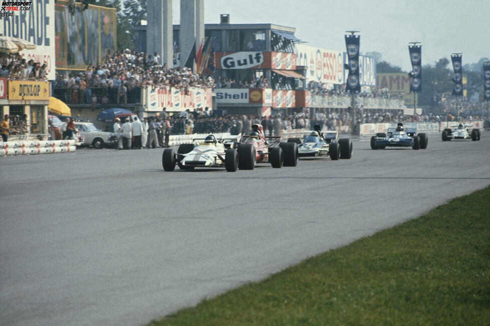 Der Vorsprung von Peter Gethin auf Ronnie Peterson im Ziel des Grand Prix 1971 betrug 0,01 Sekunden. Zusammen mit Rubens Barrichellos Vorsprung von 0,011 Sekunden auf Michael Schumacher beim US-Grand-Prix 2002 ist dies der geringste Abstand eines Siegers in der Geschichte der Formel 1. Da die Zeiten erst später von zwei auf drei Dezimalstellen umgestellt wurden, ist es unmöglich zu wissen, welcher Sieg knapper war.