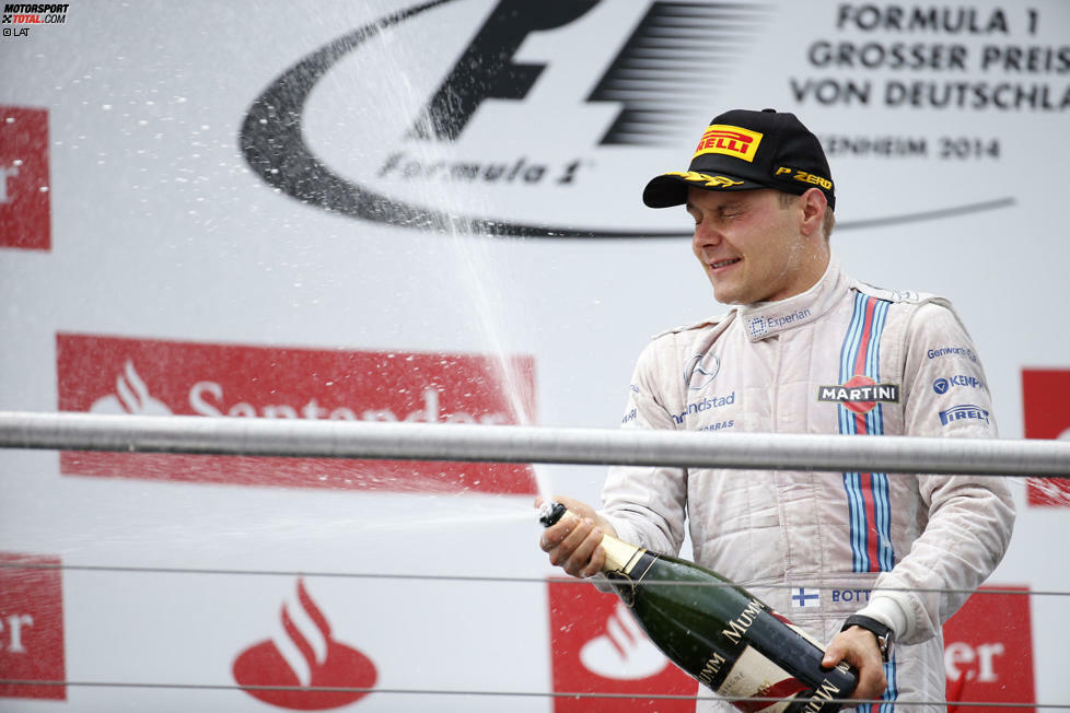 Valtteri Bottas fährt an diesem Wochenende seinen 50. Grand Prix. Der Finne trat im Training des Malaysia-Grand-Prix 2012 erstmals in Erscheinung und fuhr weitere 14 Trainingssessions für Williams, bevor er für das Team in Australien 2013 sein Renndebüt gab. Mit Ausnahme des diesjährigen Australien-Grand-Prix, wo er verletzungsbedingt fehlte, nahm er seitdem an allen Rennen teil. Bottas konnte bislang 281 Zähler und sieben Podestplätze einfahren. Sein bestes Ergebnis waren zweite Plätze in Großbritannien und Deutschland im vergangenen Jahr.