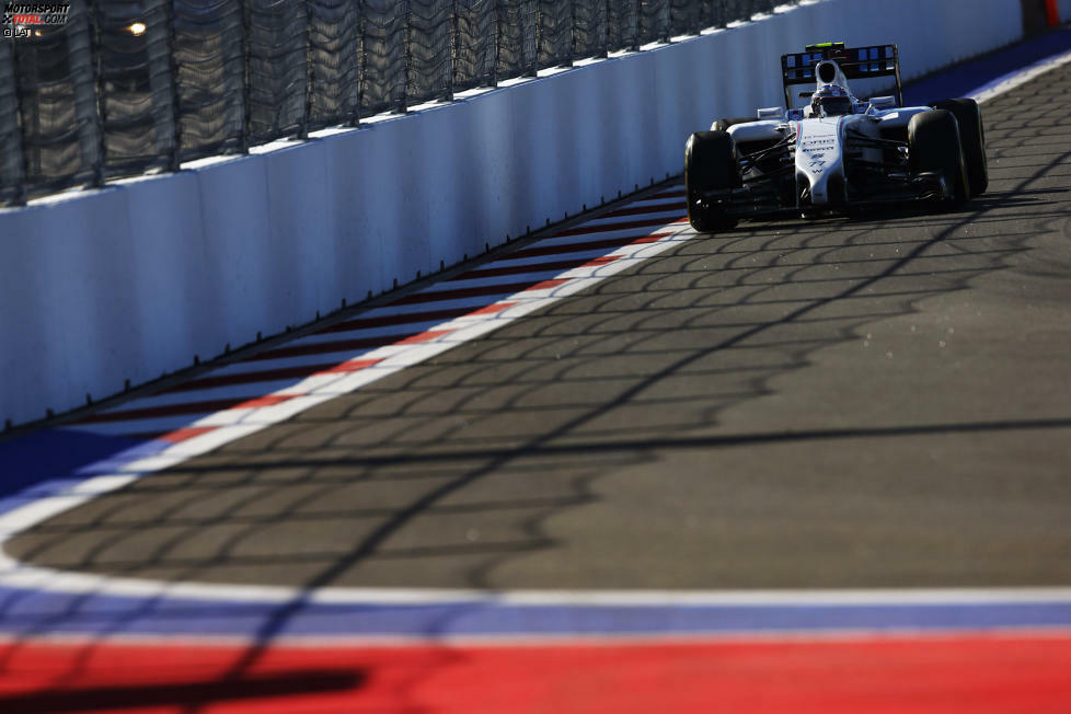 Valtteri Bottas' Zeit von 1:40.896 Minuten auf dem Sochi Autodrom ist seine bisher einzige schnellste Runde. Er setzte sie in der 53. Runde des Rennens im vergangenen Jahr und unterbot damit die 1:41.360 Minuten von Nico Rosberg...