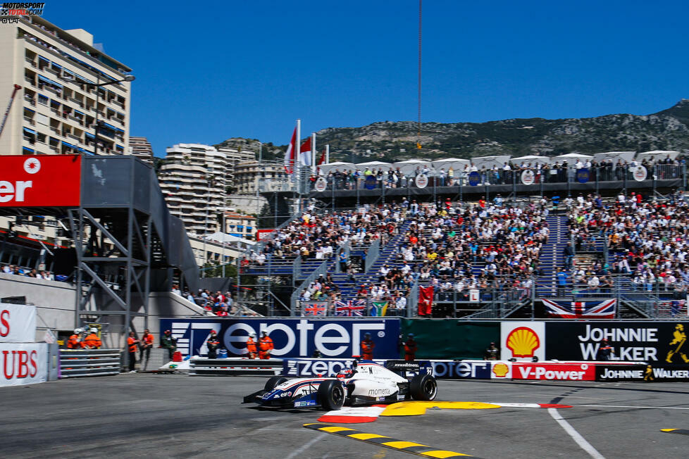 Nur Max Verstappen (Toro Rosso) ist noch nie in Monaco am Start gewesen. Er hat dort noch keine Runde im Formelauto absolviert. Weil Will Stevens bereits in Abu Dhabi 2014 in der Formel 1 debütiert hat, wird er 2015 nicht als Rookie gewertet. Auch er kennt Monaco noch nicht aus der Formel-1-Perspektive, fuhr von 2012 bis 2014 aber mit der Formel Renault 3.5 in Monte Carlo. Seine Bestleistung ist ein siebter Platz.