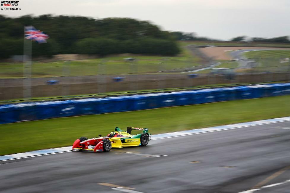 Abt: Im Großen und Ganzen behält das einzige deutsche Team im Feld der Formel E seine Farben bei. Rot sowie die Farben Gelb und Grün von Technologiepartner Schaeffler dominieren weiter das Design der Boliden von Daniel Abt und Lucas di Grassi, der Gelbanteil hat aber ein wenig zugelegt. Hinzu kommt sponsorenbedingt ein wenig Blau, das Abt wohl zum Paradiesvogel unter den Teams macht.