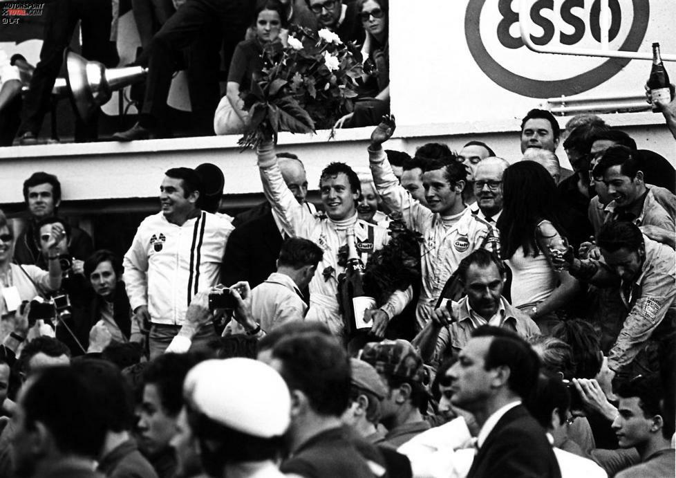 Den bisher letzten Gesamterfolg holte Ford 1969 mit den Le-Mans-Helden Jacky Ickx und Jackie Oliver. Der Gulf-Ford fuhr damals unter der Nennung von JWA. Es folgte die große Zeit von Porsche - und...