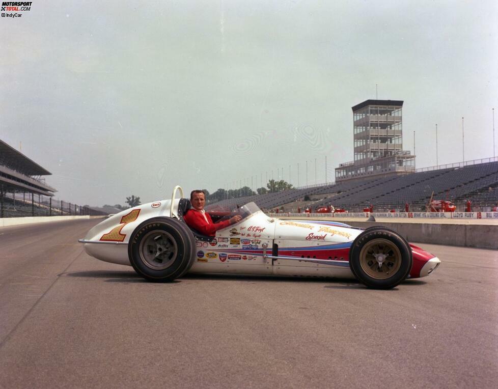 1967: Am Steuer eines Coyote-Ford von Ansted/Thompson gewinnt Foyt zum dritten Mal das Indy 500 und ...