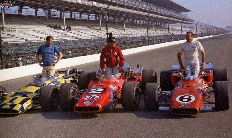 Foyts große Liebe aber bleibt das Indy 500, das er im Jahr 1969 von der Pole-Position in Angriff nimmt. Neben ihm in Reihe eins der spätere Sieger Mario Andretti und Bobby Unser.