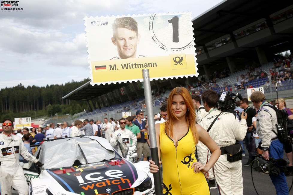 Marco Wittmann, Champion von 2014, hat in Spielberg mit dieser rothaarigen Schönheit das Vergnügen.