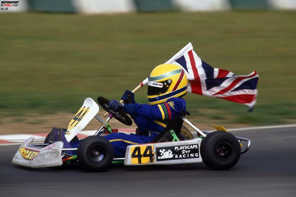 Zu diesem Zeitpunkt war Hamilton britischer Kartmeister geworden und strebte eine große Karriere an. 1998 - nur drei Jahre später - rief Ron Dennis dann tatsächlich selbst bei Hamilton an und bot ihm an, ihn ins Juniorprogramm von McLaren aufzunehmen - inklusive Option auf ein Formel-1-Cockpit. Und so nahm die Karriere des Jungen aus Stevenage richtig Fahrt auf...
