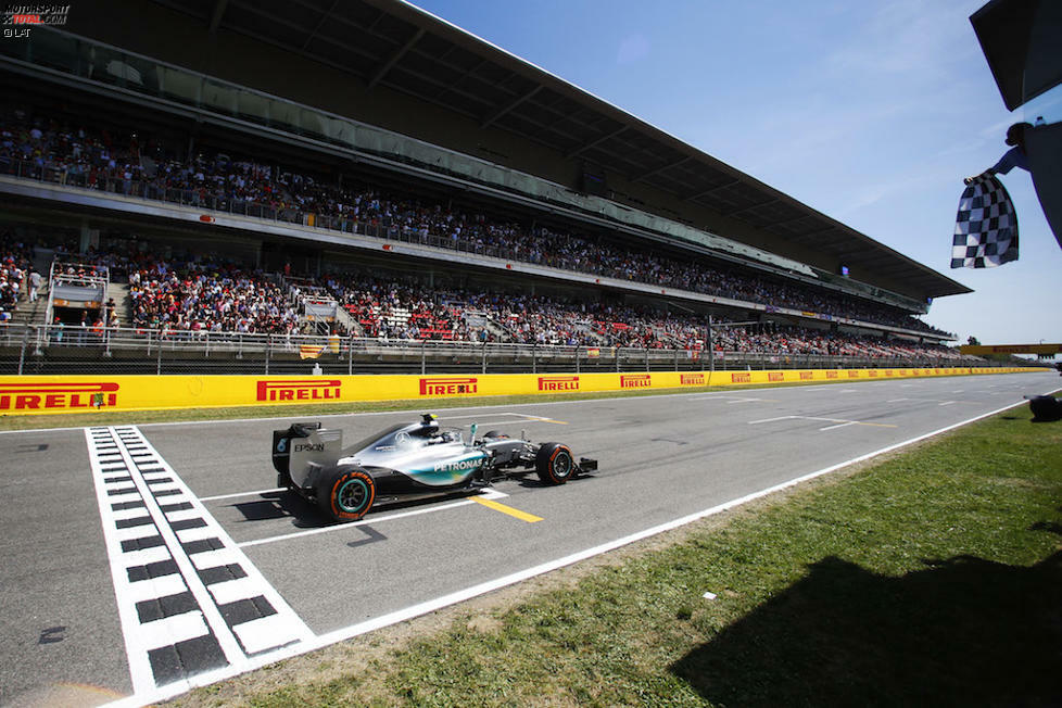 Mai 2015: Rosberg scheint die Trendwende einzuläuten, als er in Spanien doch wieder eine Pole-Position holt und den ersten Saisonsieg eintütet. Stand der Dinge nach Spanien: Hamilton 111 Punkte, Rosberg 91.