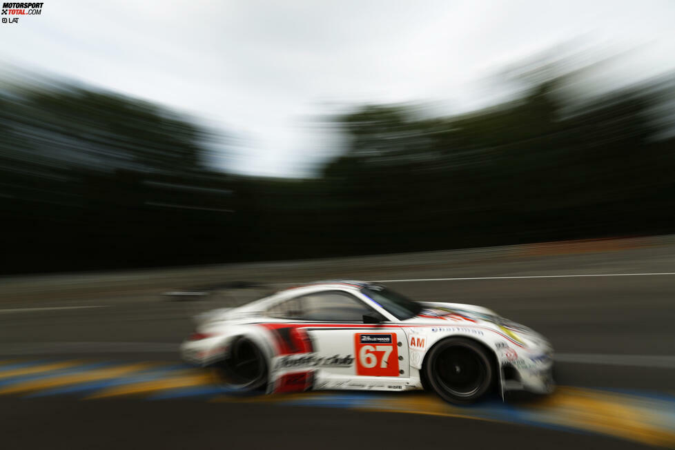 Eine besondere Erwähnung verdient das Team AAI: Der Porsche 997 GT3 RSR, der Letzte seiner Generation, brannte im Training fast komplett ab. Trotzdem baute das taiwanische Team den Boliden wieder auf - Jun-San Chen, Alex Kapadia und Xavier Maassen sahen die Zielflagge und wurde als Achte in der GTE Am gewertet.