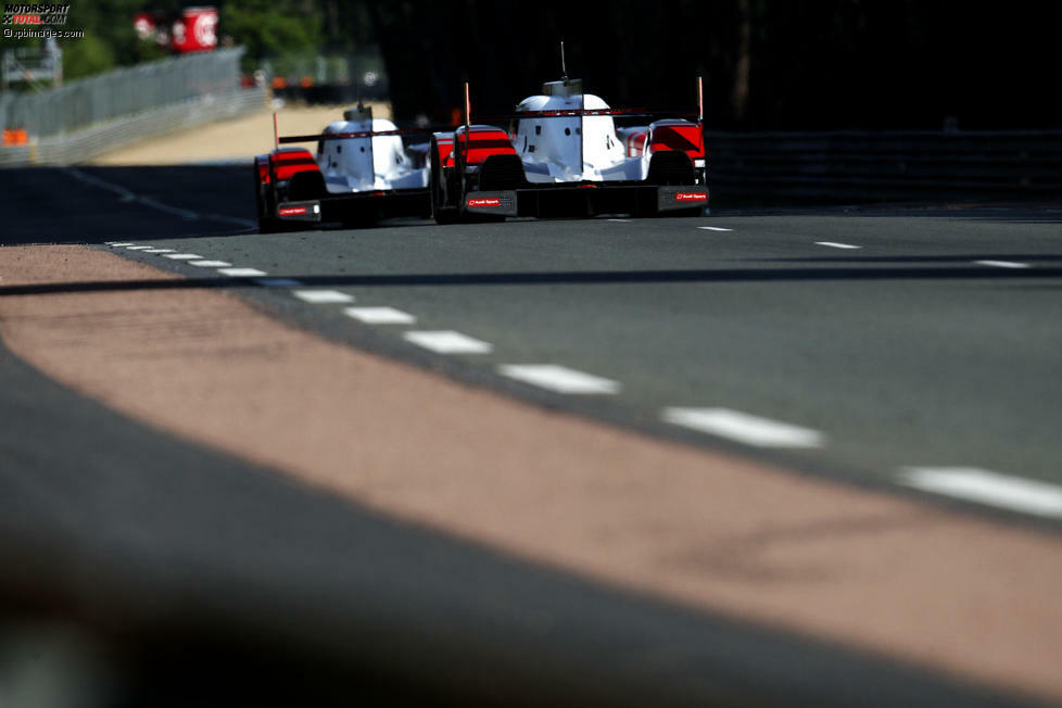 Am frühen Morgen fiel die Entscheidung um den Rennsieg: Am Audi von Andre Lotterer, Marcel Fässler und Benoit Treluyer flog die Motorabdeckung auseinander und zwang das Fahrzeug zum Reparaturstopp. Aus eigener Kraft war der Sieg nun nicht mehr möglich.