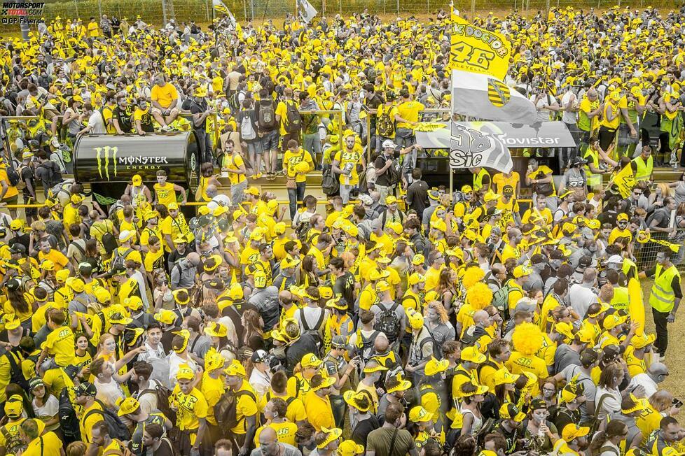 Über 92.000 Fans sahen eines der verrücktesten MotoGP-Rennen des Jahres.
