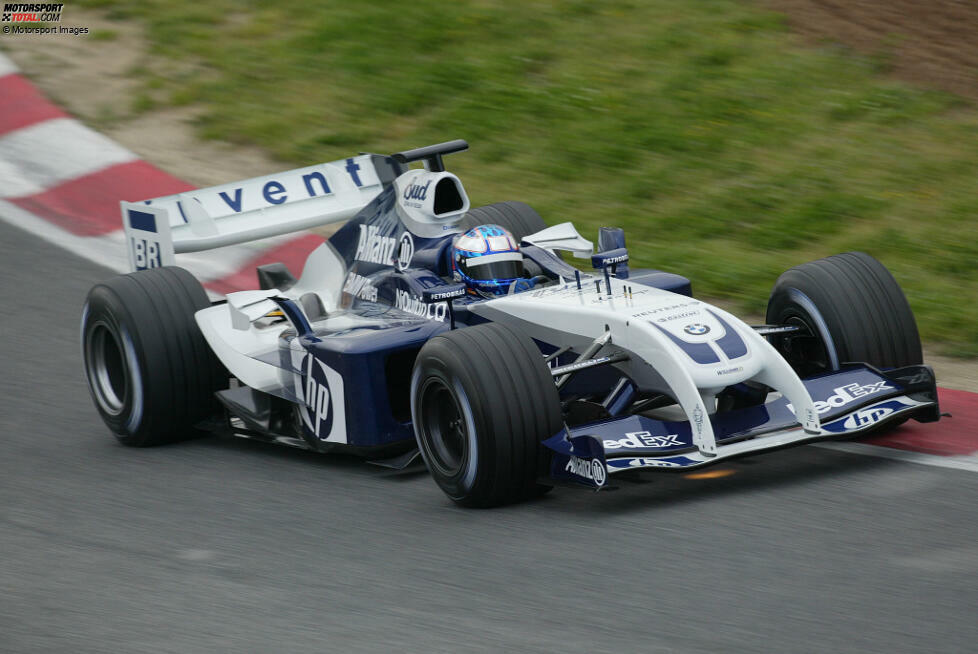 ... 8./9. April 2004, nur zwei Wochen nach dem Le-Castellet-Test, darf Dixon auch in Barcelona das Steuer des FW26 übernehmen. Zu einem Deal zwischen dem Neuseeländer und dem Team von Frank Williams kommt es aber nicht. Dixon bleibt bei Chip Ganassi in der IndyCar-Serie und lässt seinem Titel von 2003 später noch fünf weitere folgen.