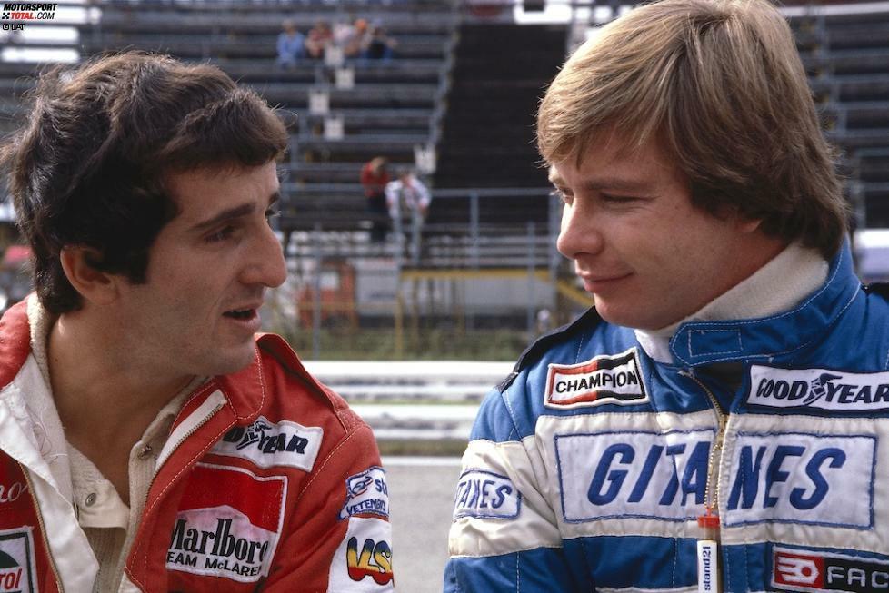 Die Hoffnungen der Franzosen ruhen jedoch weiter auf Prost (hier im Gespräch mit Landsmann Didier Pironi). Schon 1981 sehen sie ihren Shootingstar auch in einem französischen Auto...