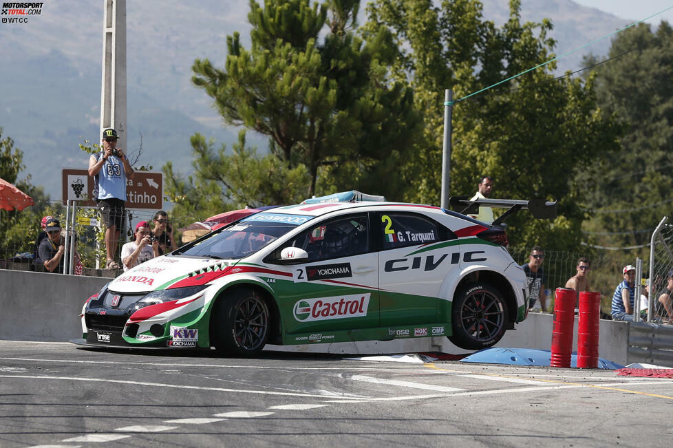 Vila Real: Der spektakuläre, weil schnelle Stadtkurs in Portugal ist eine echte Bereicherung für den Rennkalender der WTCC und kann den Verlust von Macau ein wenig kompensieren. Wenn nun im kommenden Jahr die Schikanen überarbeitet werden, ist Vila Real ein echtes Highlight im WTCC-Jahr.