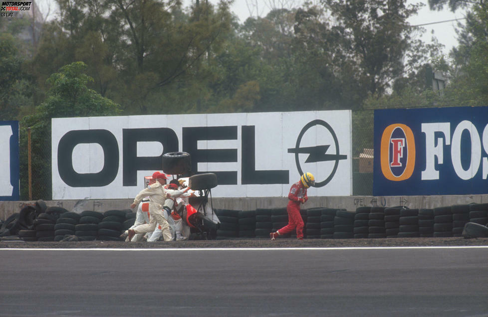 Platz 9: Mexiko-Stadt, Mexiko. 15 Grands Prix zwischen 1963 und 1992. Rekordsieger: Jim Clark, Nigel Mansell, Alain Prost (2). Foto: Wenige Tage nach einem Jetski-Unfall crasht Ayrton Senna im Qualifying 1991 in der legendären Peraltada-Kurve und überschlägt sich. Der McLaren-Honda-Pilot kommt mit dem Schrecken davon.