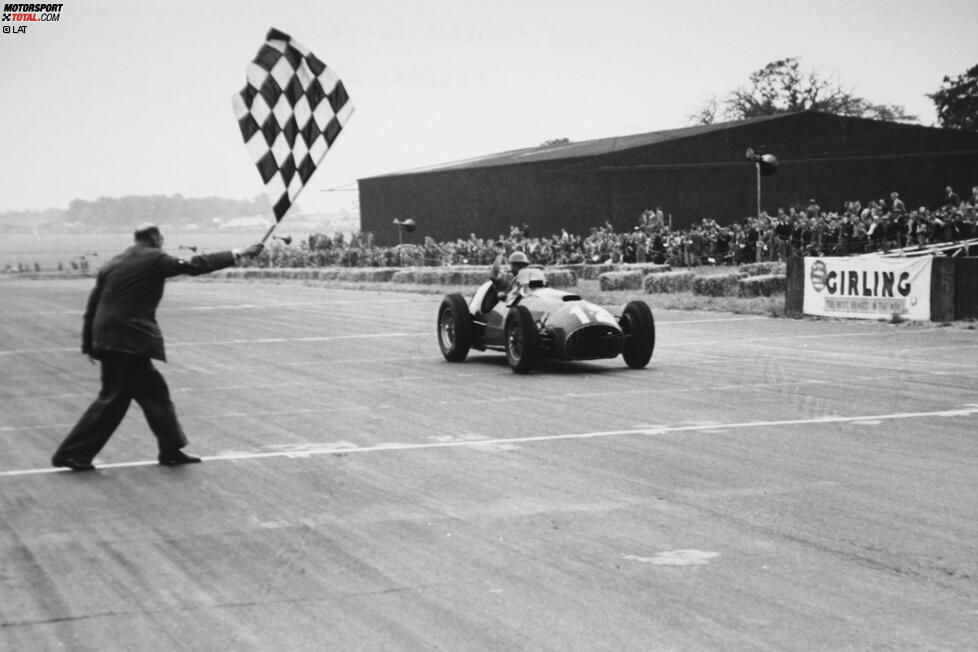 1951: Der Ferrari 375 von Jose Froilan Gonzalez, der erste siegreiche Wagen mit V12-Power.