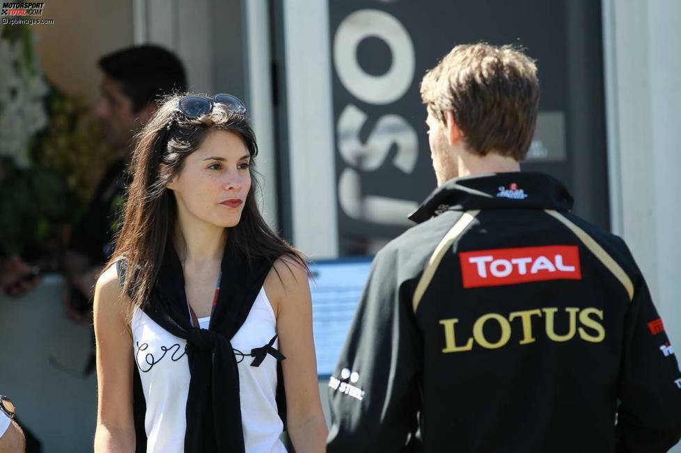 Bereits am 29. Juli 2013 brachte Romain Grosjeans Ehefrau Marion Sohn Sacha zur Welt, was der Franzose, ganz im Gegensatz zu Vettel, stolz via Twitter verkündete. Mittlerweile ist auch ein Geschwisterchen unterwegs.